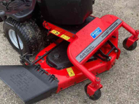 Tracteur Tondeuse Autoporté Massey Ferguson 4416 XL