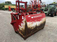 Coupe-blocs d'ensilage Redrock 180/130 met hefmast
