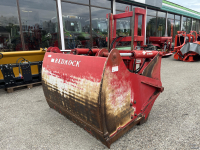 Coupe-blocs d'ensilage Redrock 180/130 met hefmast