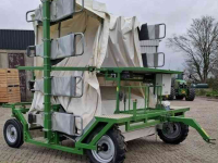 Autres matériel de fertilisation et accessoires Doornbos Electrisch zelfrijdend wiedbed, 12 persoons