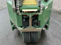 Autres matériel de récolte et accessoires  Koppert 14 rijige zelfrijdende radijsoogstmachine voor radijs zonder loof 14 rijen