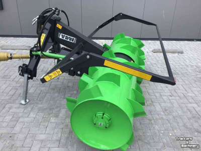 Eparpilleur de fourrage VDW Nieuwe  KVD250