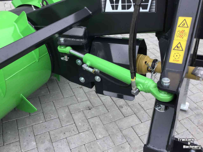 Eparpilleur de fourrage VDW Nieuwe  KVD250