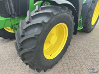 Tracteur John Deere 6M 125