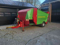 Distributeur de fourrage en bloc Strautmann BVW 801