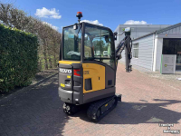 Mini pelleteuse Volvo EC15E