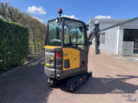 Pelles sur chenilles Volvo EC15E