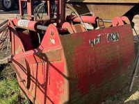 Coupe-blocs d'ensilage Redrock HA 140 Kuilhapper met hefmast