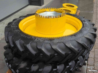 Roues, Pneus, Jantes, Barillets Jumelage Volvo 270/95R36