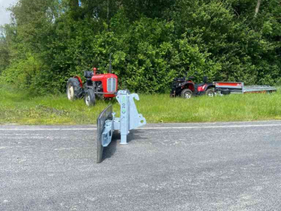 Rabot caoutchouc Zocon 1.90m en 2.70m Eurotrac / Giant