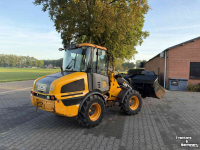 Chargeuse sur pneus JCB 407