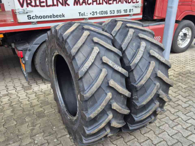 Roues, Pneus, Jantes, Barillets Jumelage Trelleborg 480/70R30 TM700 met 32mm