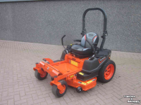 Tracteur Tondeuse Autoporté Kubota KUBOTA Z2-481 - 122 CM MAAIDEK