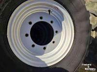 Roues, Pneus, Jantes, Barillets Jumelage Dunlop 405/70R18 SP T9