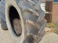 Roues, Pneus, Jantes, Barillets Jumelage Good Year 580/70R38