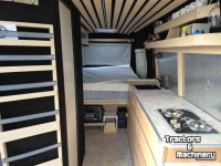 Camion Mercedes Benz Sprinter buscamper