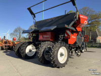 Planteuse de pommes de terre Miedema MS4000KK | Kistenkantelaar | Snarenbed