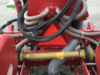 Semoir Kverneland Optima HD e-drive 8R maiszaaimachine