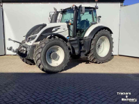 Tracteur Valtra T154D