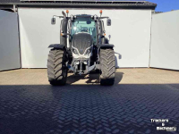 Tracteur Valtra T154D