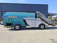 Mélangeuse automotrice Storti Greyhound 180