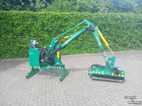 Bras avec tondeuse à fléaux Spearhead Twiga 3000