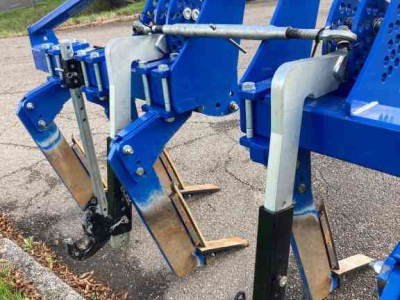 Décompacteur VSS MTO-UV6 voorzet woeler grubber sporenwisser