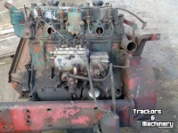 Pièces d&#8216;occasion pour tracteurs Volvo bm 470 bm 55 motor type 1054