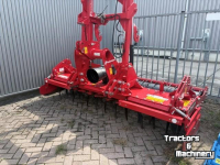 Herse rotative Kverneland rotorkopeg H-series 300, pakkerwals en hef
