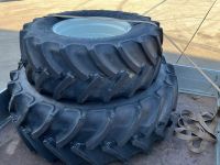 Roues, Pneus, Jantes, Barillets Jumelage Mitas 440/65R24 + 540/65R34