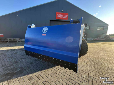 Coupe-blocs d'ensilage AP Kuilhapper NT 1800