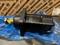 Chargeuse compacte Case Hydr. motor voor Case 420  CPX420 2555 Parts nr:175430A2