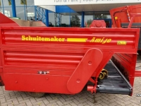 Distributeur de fourrage en bloc Schuitemaker Amigo 20 Blokkenwagen