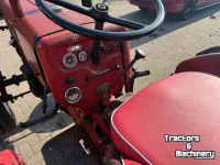 Tracteur International Farmell D 324