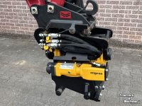 Rotateurs Engcon EC204
