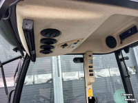 Tracteur John Deere 5615 v