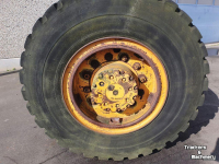Roues, Pneus, Jantes, Barillets Jumelage  As met banden