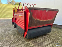 Distributeur de fourrage en bloc Schuitemaker Amigo 20s