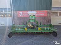 Fraise à rotation inversée Celli Overtopfrees met zaaibak