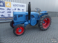 Tracteur Lanz-Bulldog D2402