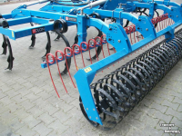 Cultivateur Awemak POLON Zware Cultivator met rol stoppel