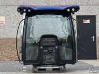 Tracteur New Holland Cab met Nieuw PLMi dak Blue Power en  Standaard Blauw