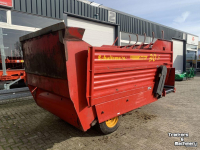 Distributeur de fourrage en bloc Schuitemaker AMIGO 30S