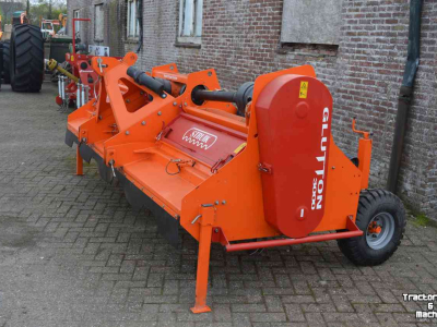 Broyeur de fanes Struik glutton 3000