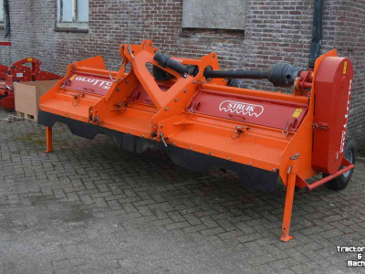 Broyeur de fanes Struik glutton 3000