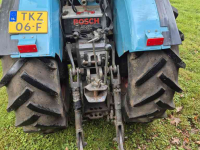 Tracteur pour vignes et vergers Eicher 566 turbo