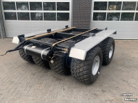 Autochargeuse Deutz-Fahr Onderstel met 8 wielen
