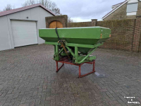 Distributeur d‘engrais Amazone Kunstmeststrooier