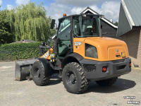 Chargeuse sur pneus Case 321F    snelloper
