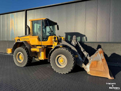Chargeuse sur pneus Volvo L70F shovel